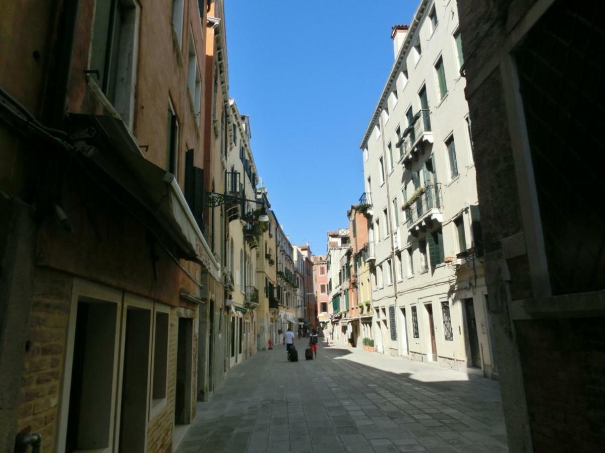 San Marco White Apartment Venecia Exterior foto